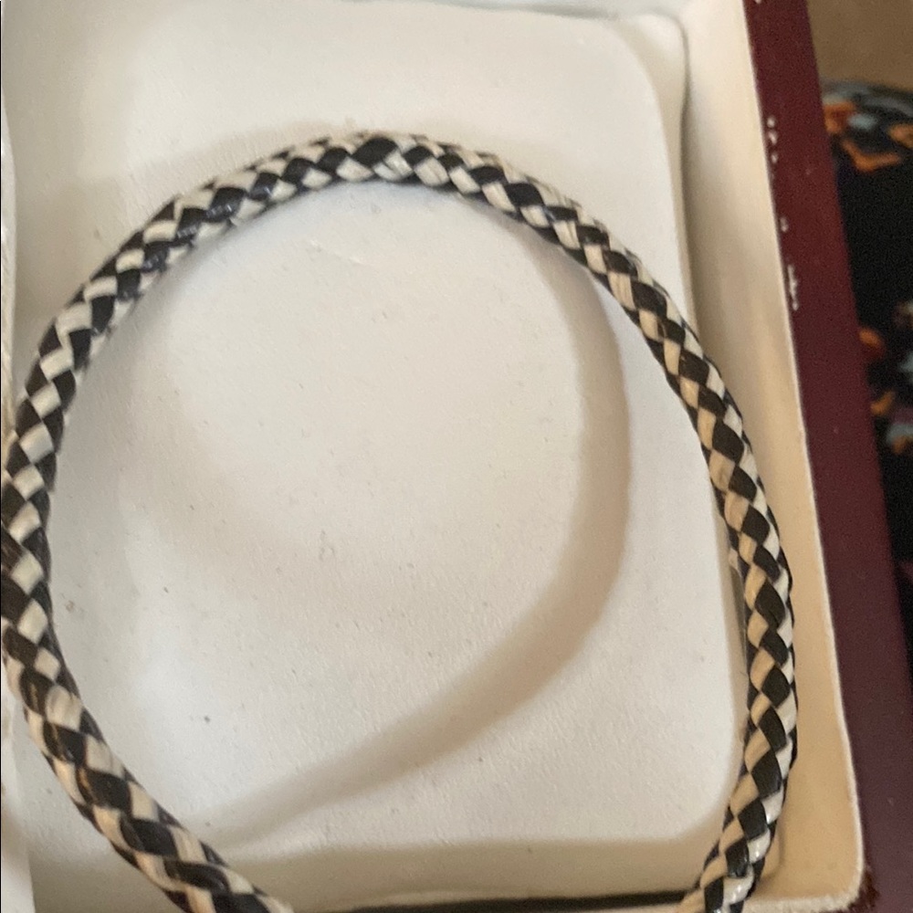 Vintage Silver and Black Bolo Tie - Picture 5 of 6